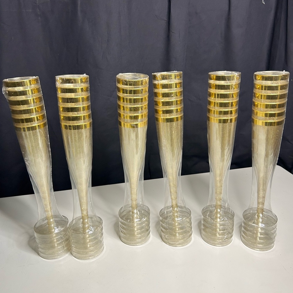 Plastic Gold Champagne Flutes Set